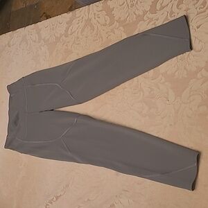WOMENS LULULEMON ATHLETICA ARMY GREEN LEGGING SIZE 4